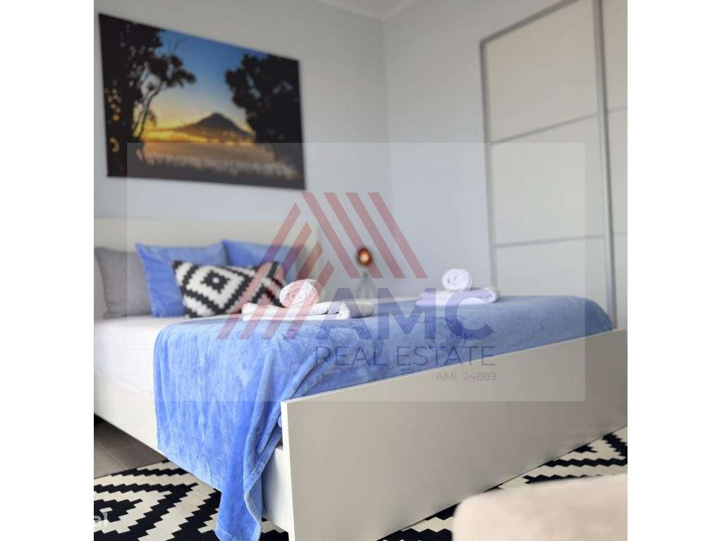VENDE-SE EXCELENTE APARTAMENTO NO CENTRO DA VILA DA MADALENA-9