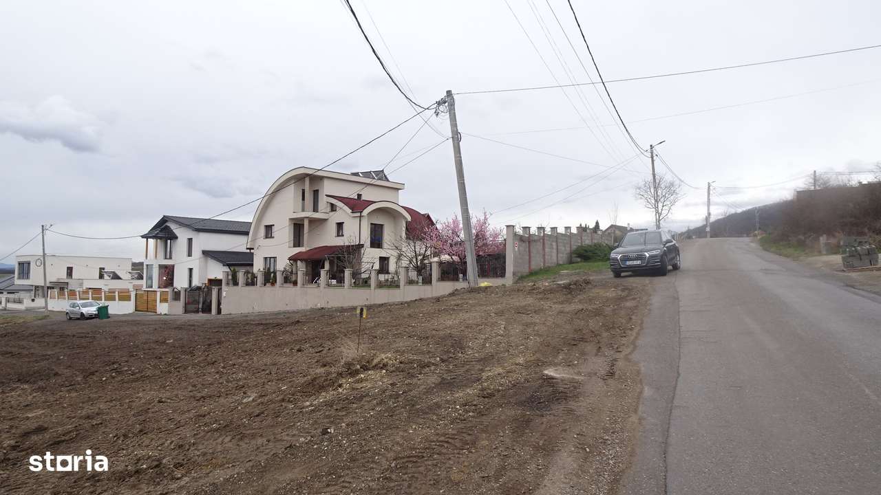 Vand teren intravilan in Deva, pe  Vulcan, 1400 mp, deschidere de 26 m - Imagine principală: 4/5