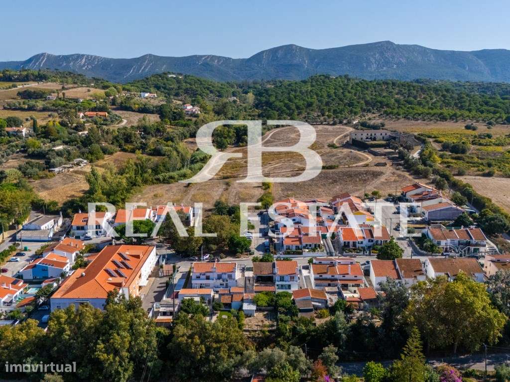 CASA T5 + JARDIM +VISTA + ADEGA + GARAGEM |ANEXO - V.N.AZEITÃO-34