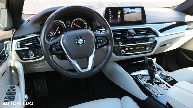 BMW Seria 5 520d xDrive AT - 6