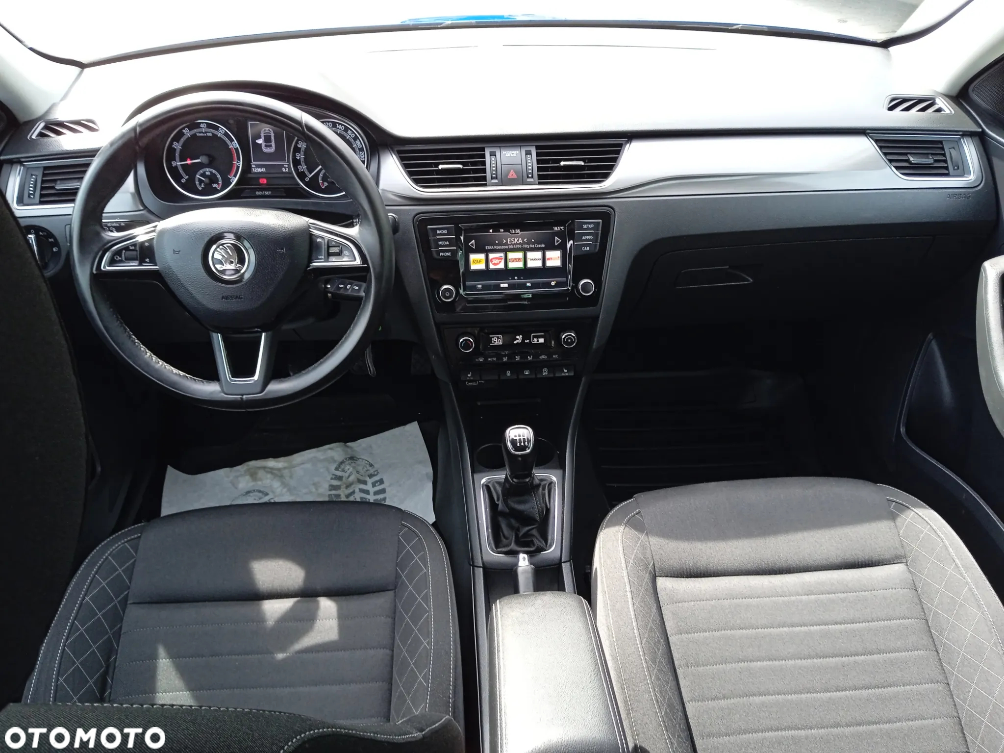 Skoda RAPID 1.0 TSI Style - 16