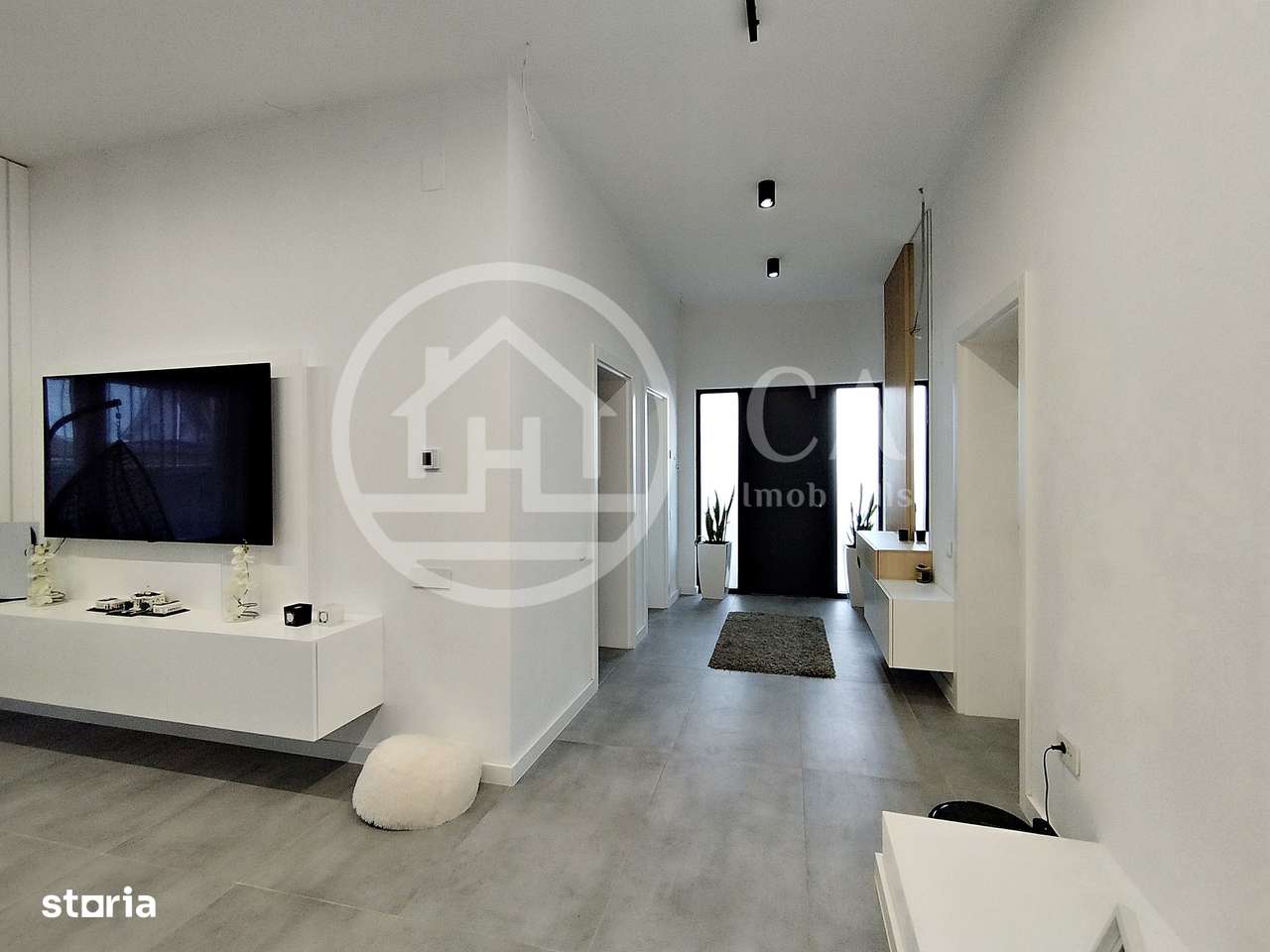 Casa Sp + P  cu 6 camere de vanzare str. Apateului, Oradea - Imagine principală: 2/17