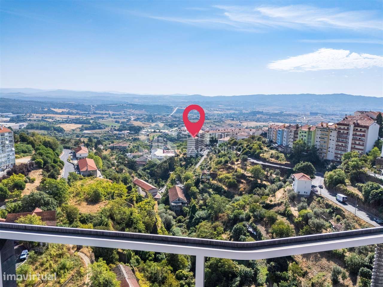 Apartamento T4 para VENDA na Calçada das Poldras, zona baixa da Covilh-29