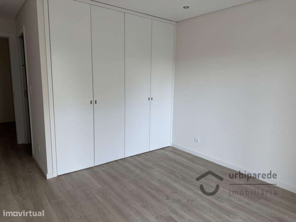 Apartamento T3 a estrear em Carcavelos-9