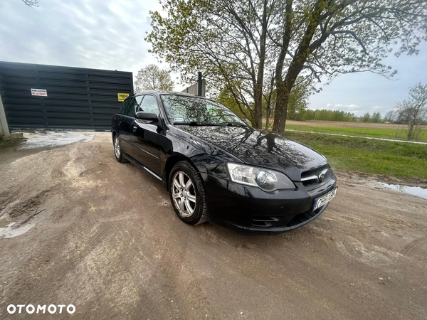 Subaru Legacy SW 2.0i MT - 3