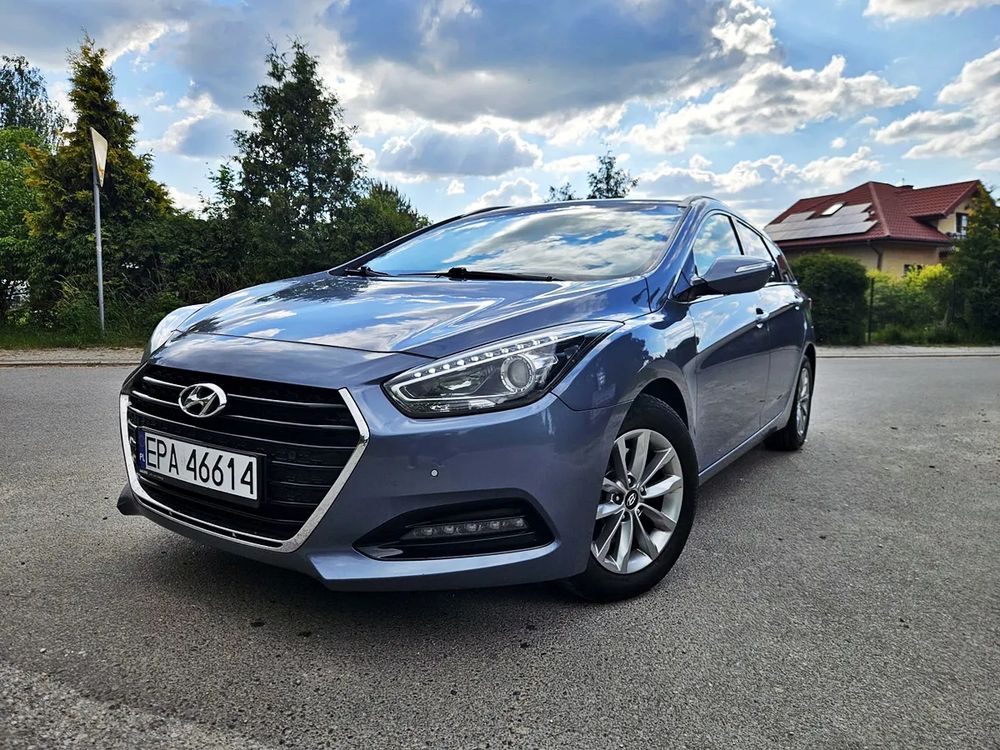 Hyundai i40 Kombi blue 1.7 CRDi Premium 2015
