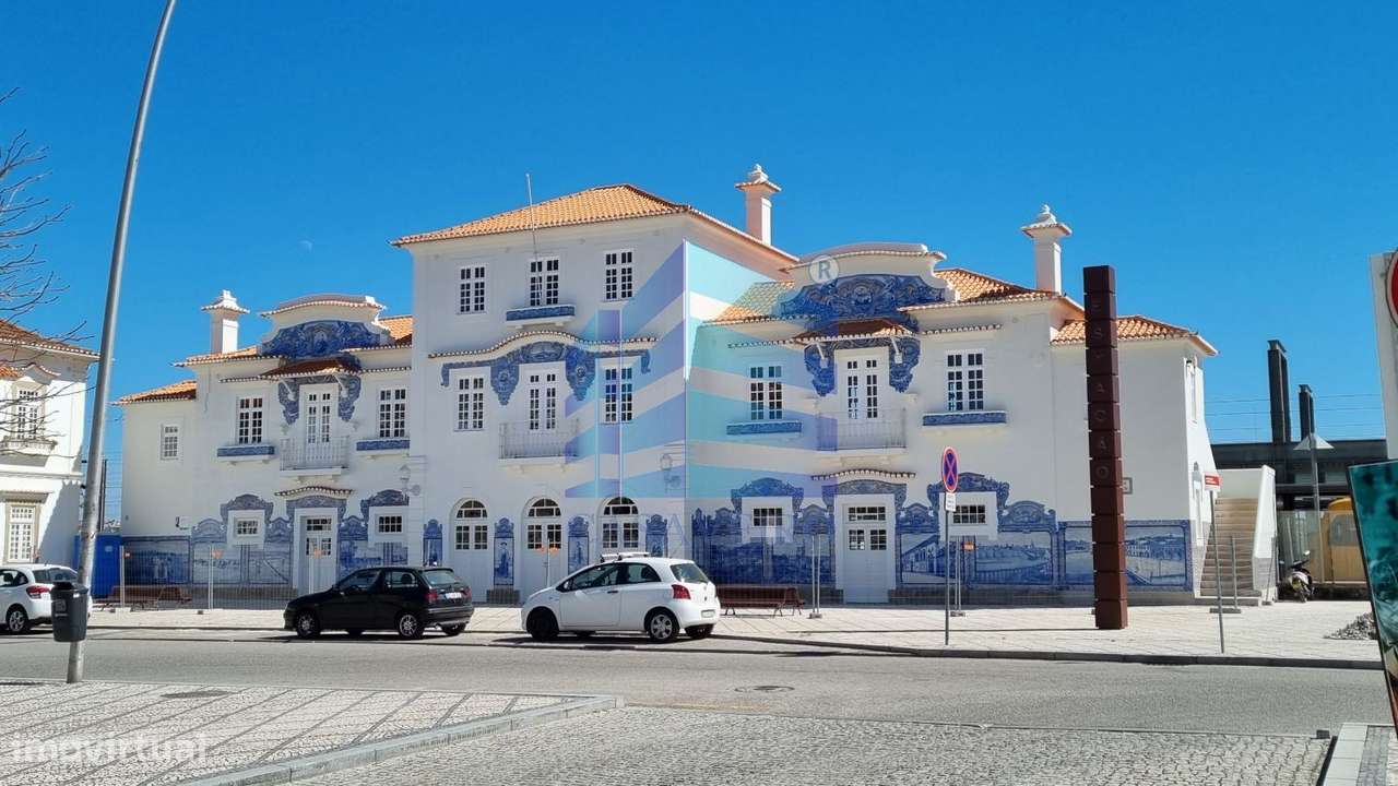 Apartamento T2  +1 com Varandas e Lugar Garagem-11