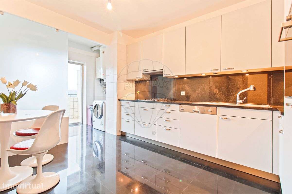 Apartamento T4 para venda - Grande imagem: 5/37