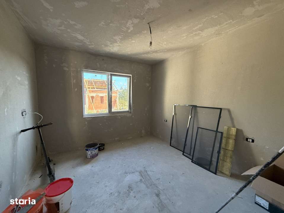 Casa individuala, 4 camere, 2 bai, 110 mp utili, 408mp teren in Utvin - Imagine principală: 5/14