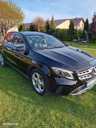 Mercedes-Benz GLA 200 (CDI) d 7G-DCT - 4