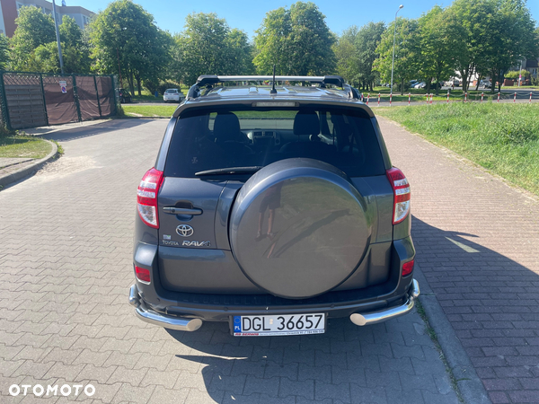 Toyota RAV4 2.0 VVT-i Prestige NAVI MS - 4