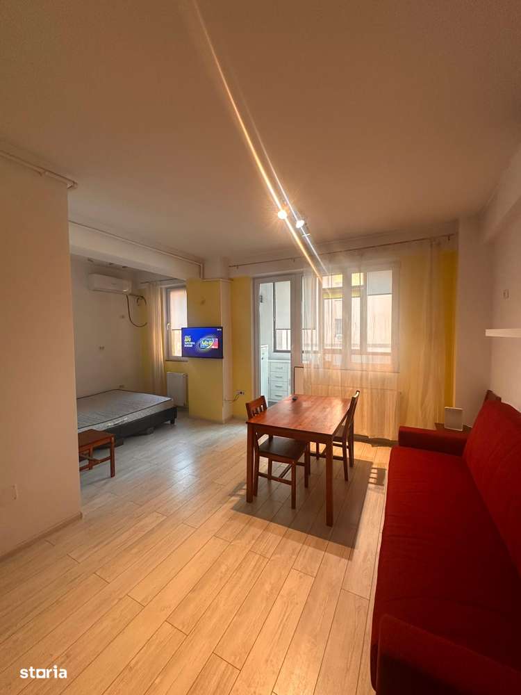 Garsoniera cu balcon și lift, Militari Residence-0