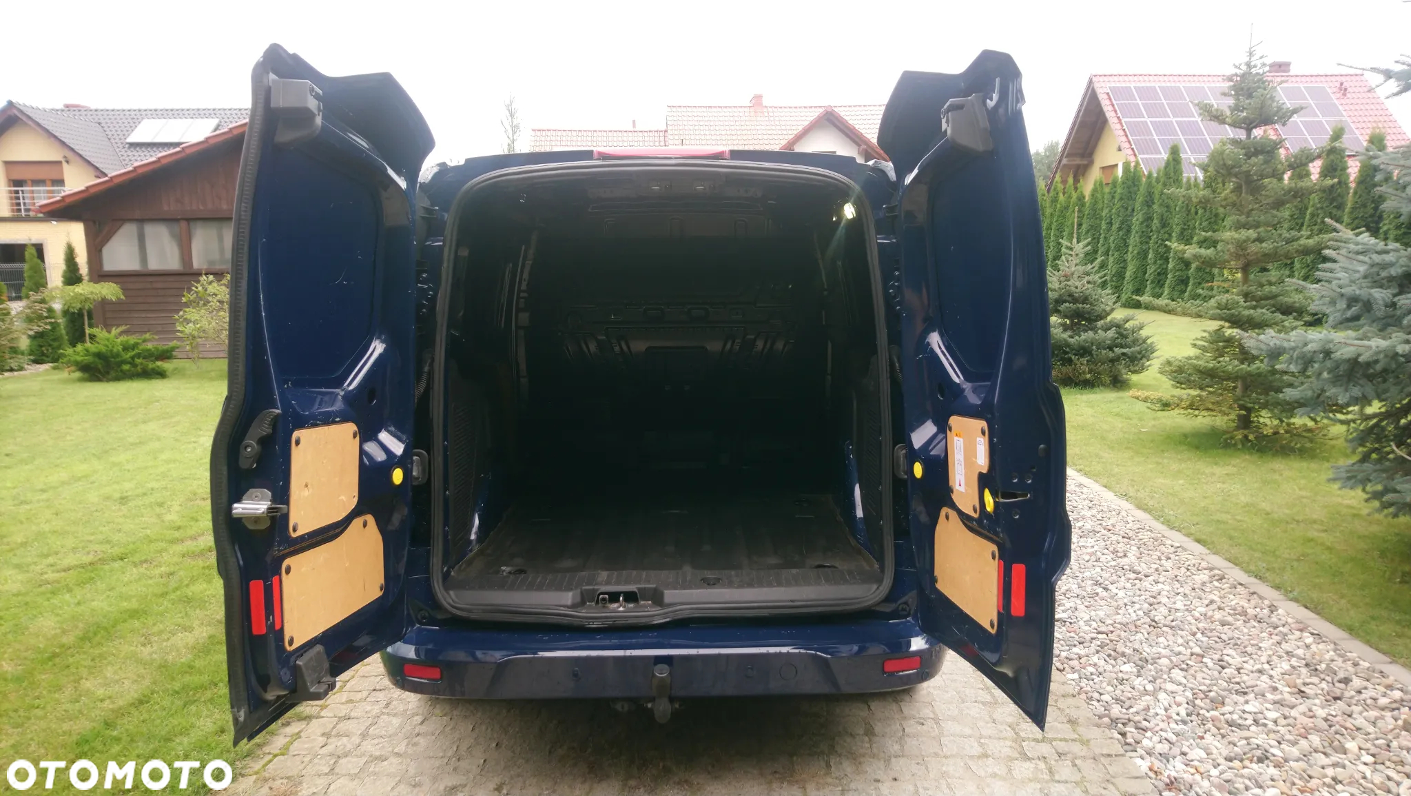 Ford Transit Connect - 9