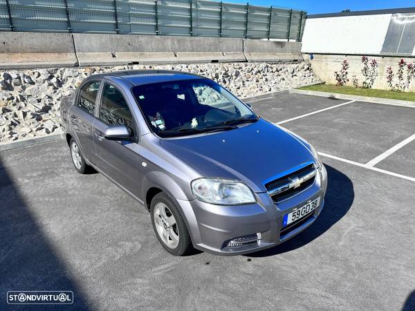 Chevrolet Aveo 1.2 L Bi-Fuel - 2