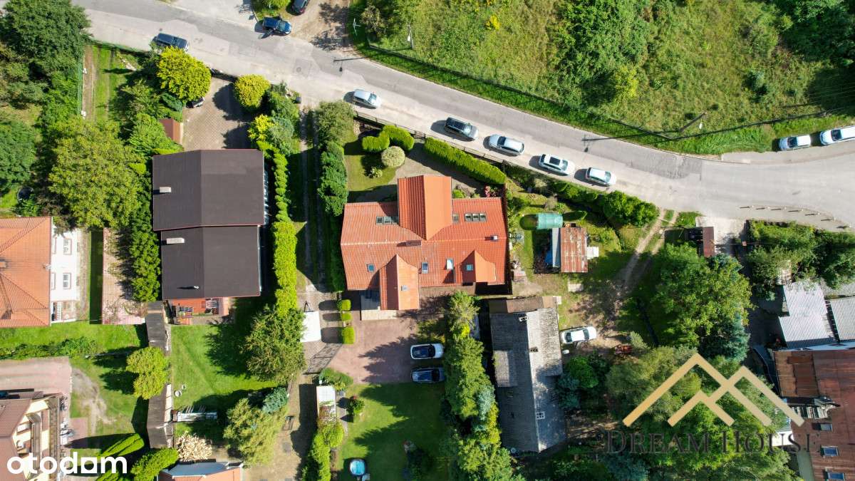 Wyjątkowy dom z unikatowym ogrodem w otulinie lasu-18