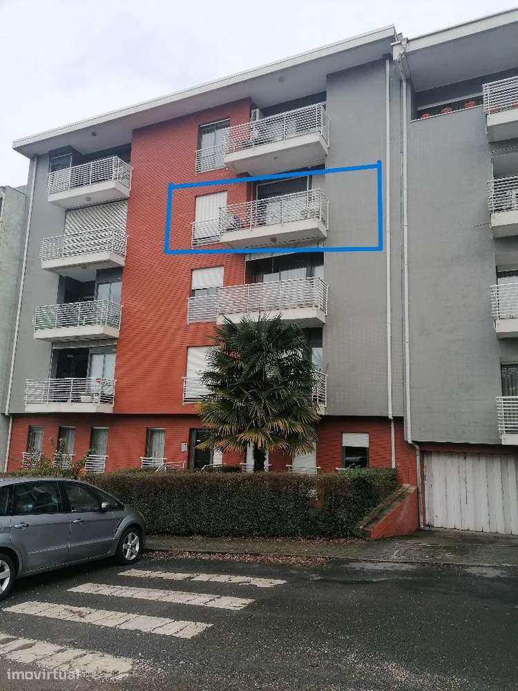 Apartamento T1 em Braga, pronto a habitar-0