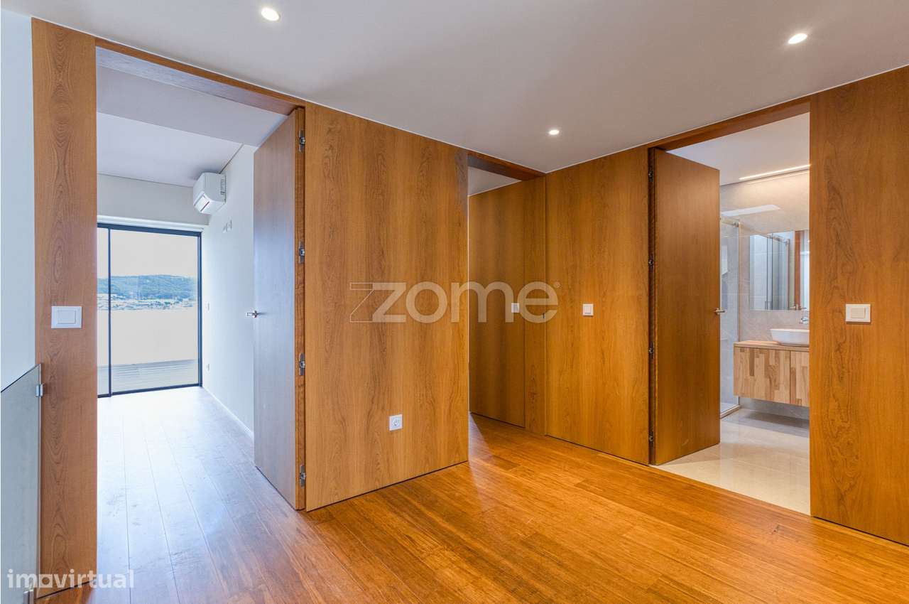 APARTAMENTO NOVO T4 DUPLEX DE LUXO NA TROFA - Grande imagem: 4/21