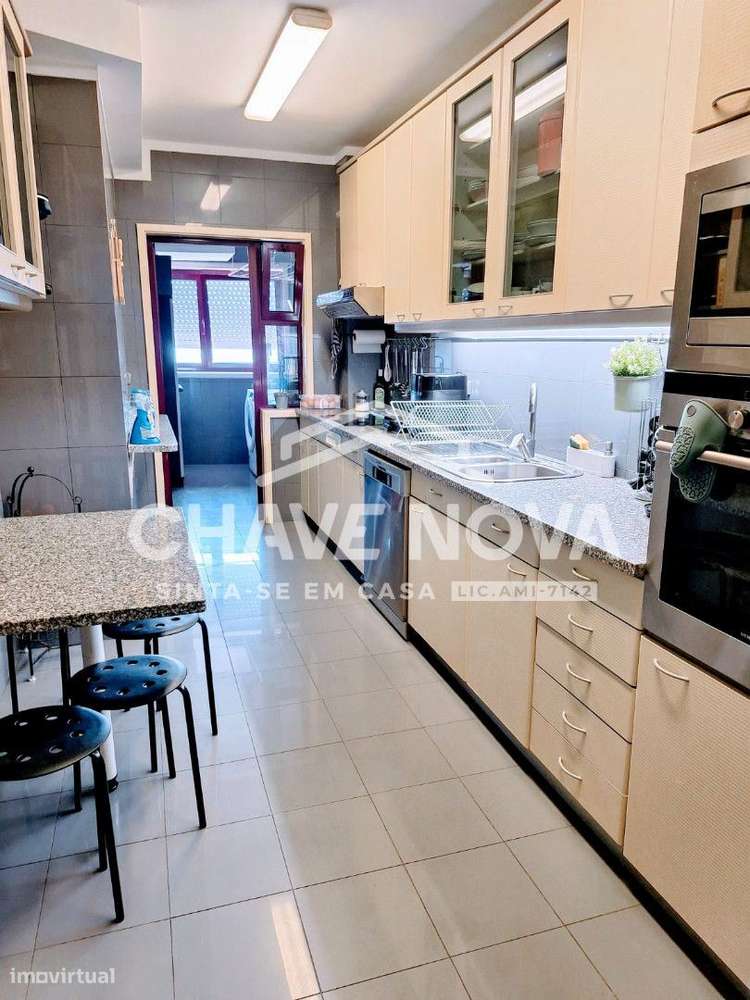 Apartamento T3 em  Gaia, Santa Marinha - Ref. SD/04354/RS - Grande imagem: 5/25