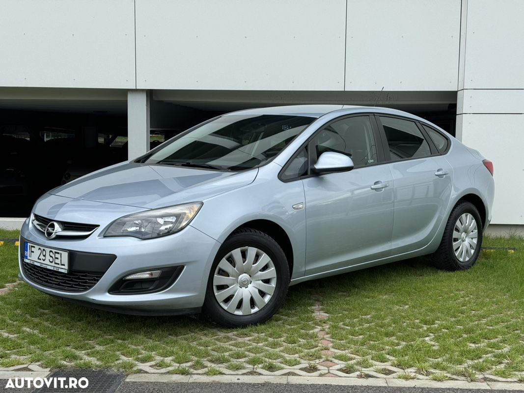 Opel Astra - 3