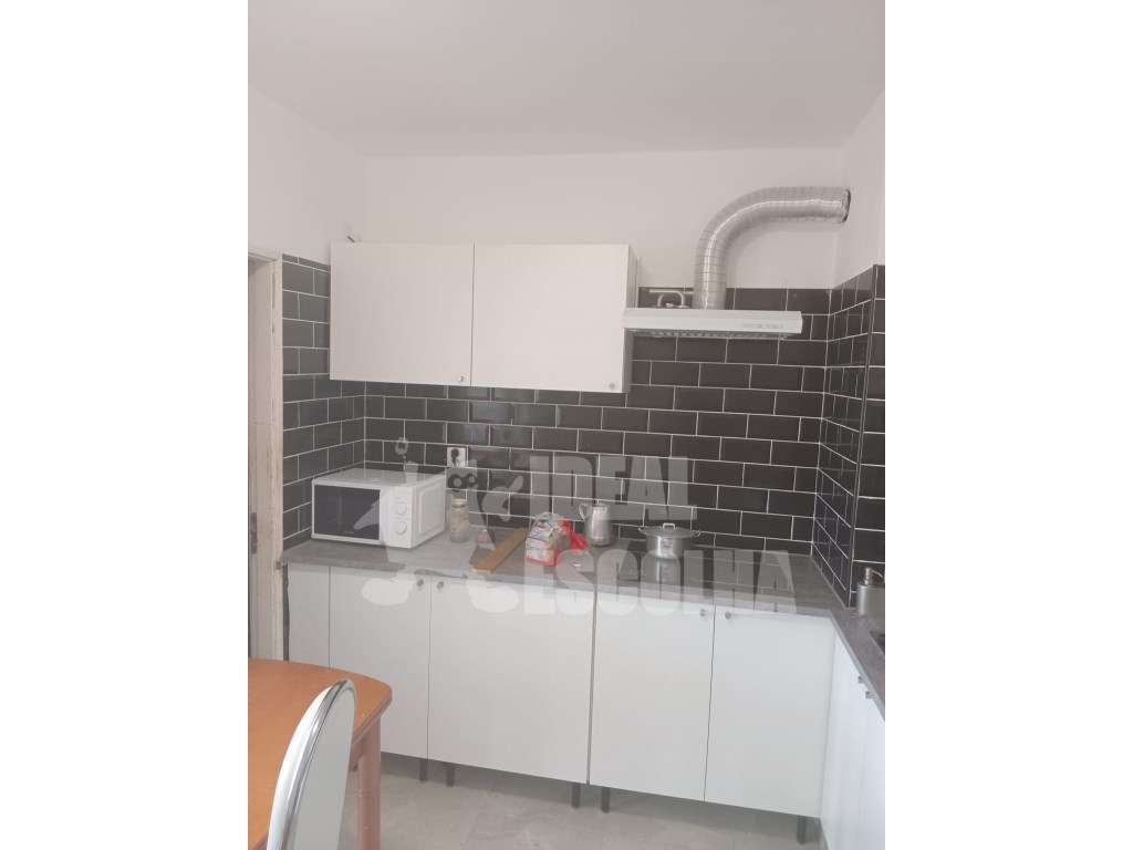 T2 - STº ANTÓNIO DOS CAVALEIROS 280 000€-7