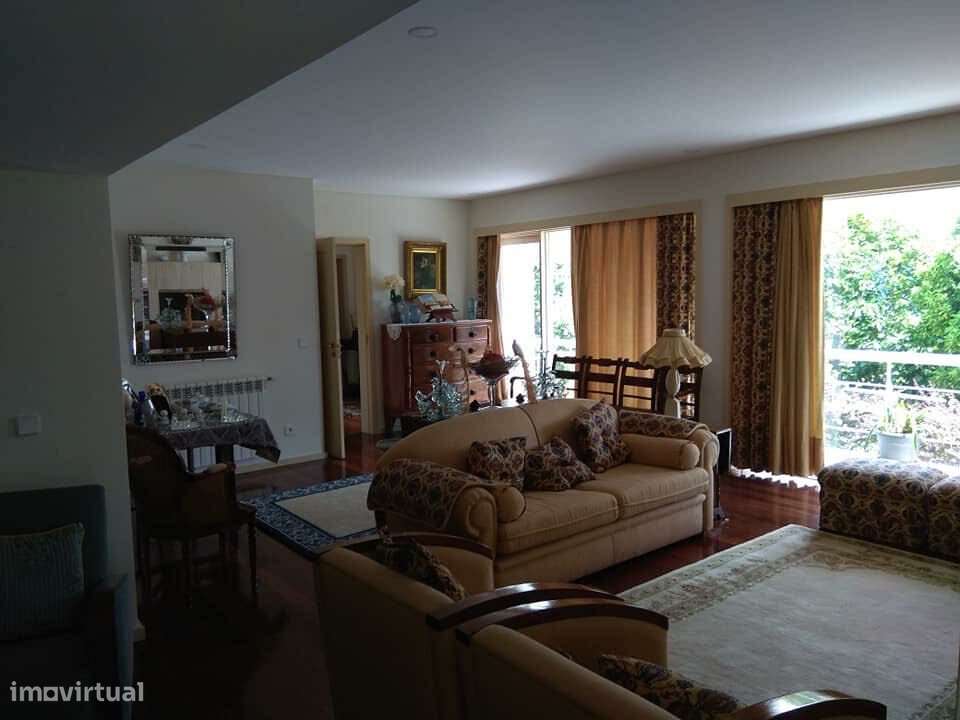 Moradia Isolada T5 em Santo Emilião - Grande imagem: 4/28