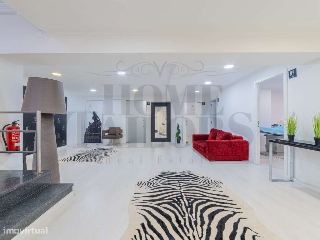 Trespasse de Clínica de Beleza - Localização Premium em Almada-9