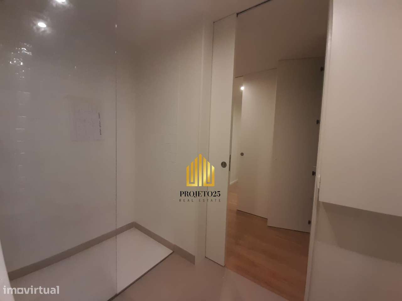 Apartamento T1 Novo em Condomínio Fechado Junto ao Parque do Covelo.-10