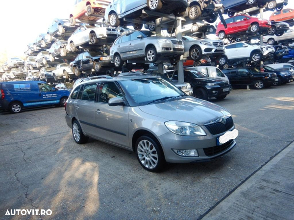 Usa dreapta fata Skoda Fabia 2 2012 BREAK 1.6 TDI CAYC - 2