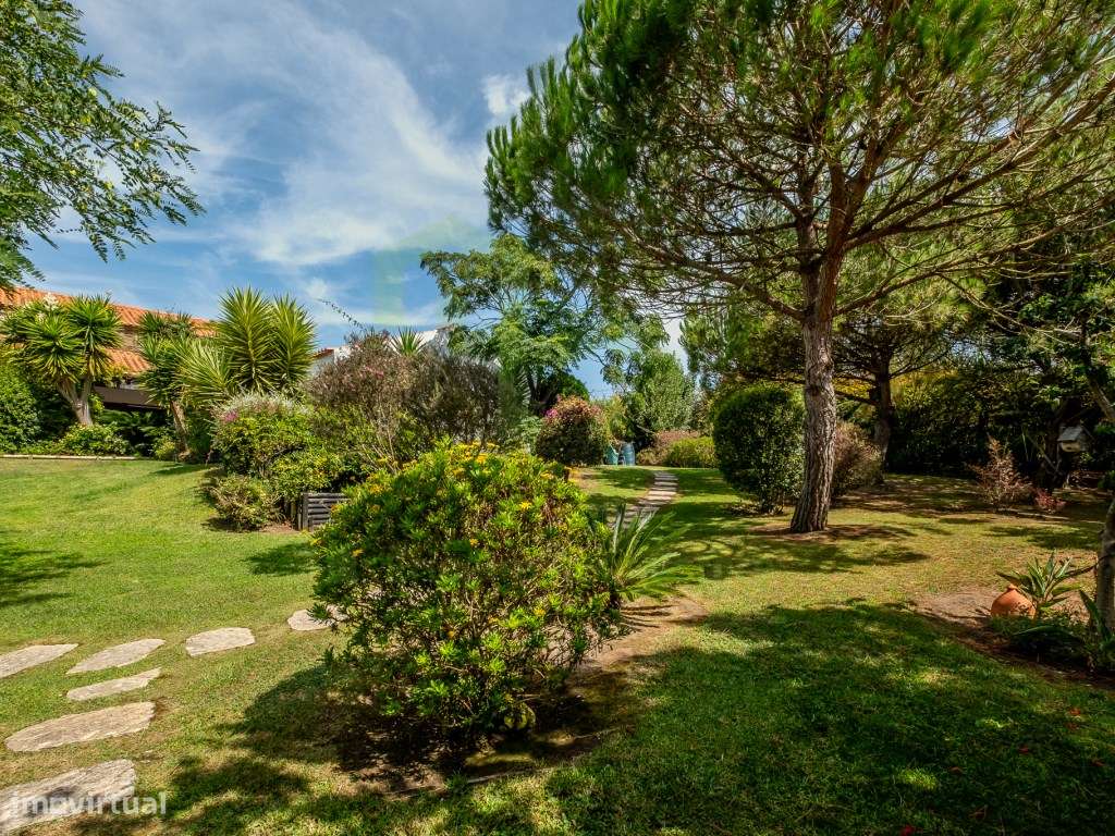 Vende Moradia T3, Ericeira 14 Km, A Casa das Casas-43