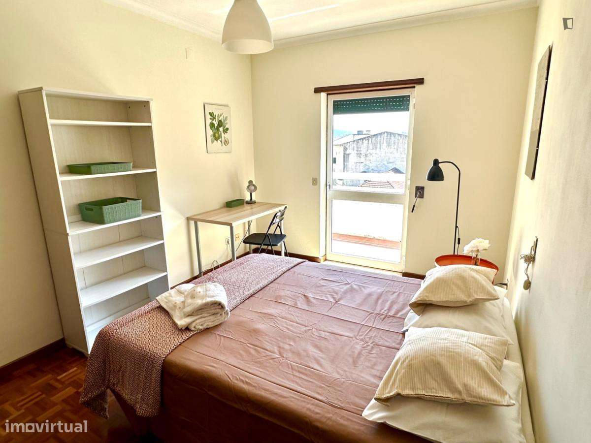 Quarto - localizado em Bairro do Sol Coimbra - Grande imagem: 4/10