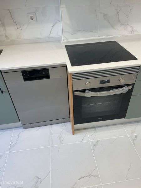 Apartamento T2 totalmente remodelado - Almada, Cova da Piedade - Metro - Grande imagem: 4/12