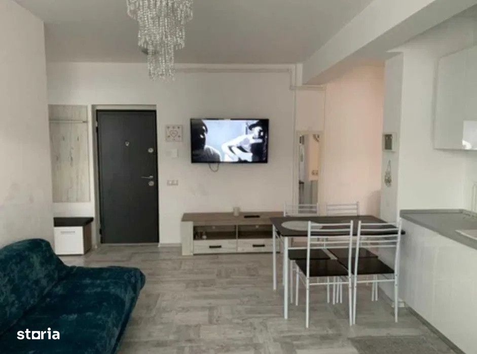 Apartament de 3 camere, 58mp, etaj intermediar, parcare, zona Sub Ceta