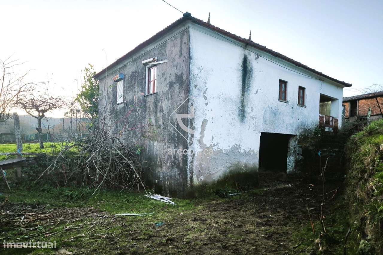 Moradia rustica, em pedra, "habitável", num  total de 1578m2. Romarigã - Grande imagem: 4/35