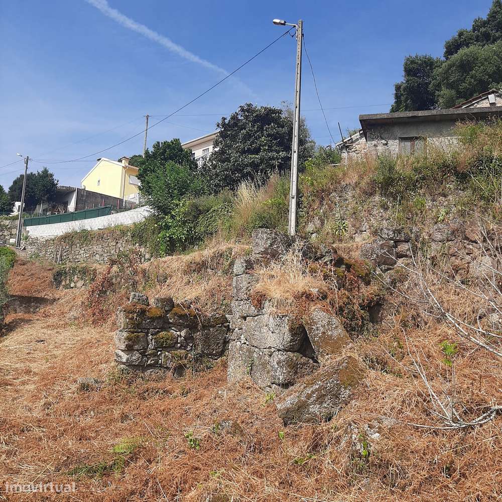 Casa em pedra para reconstruir Canelas Penafiel-16