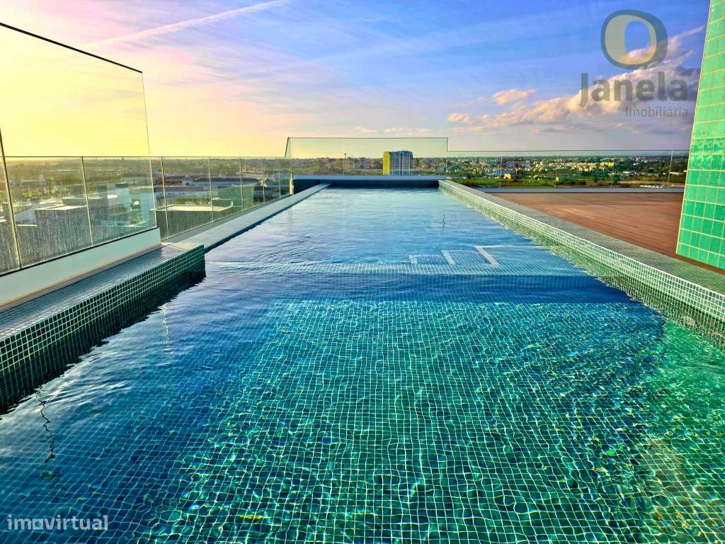 INSPIRADOR Apartamento NOVO, com piscina, garagem e grande varanda,... - Grande imagem: 2/43