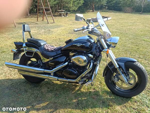 Suzuki Intruder - 2