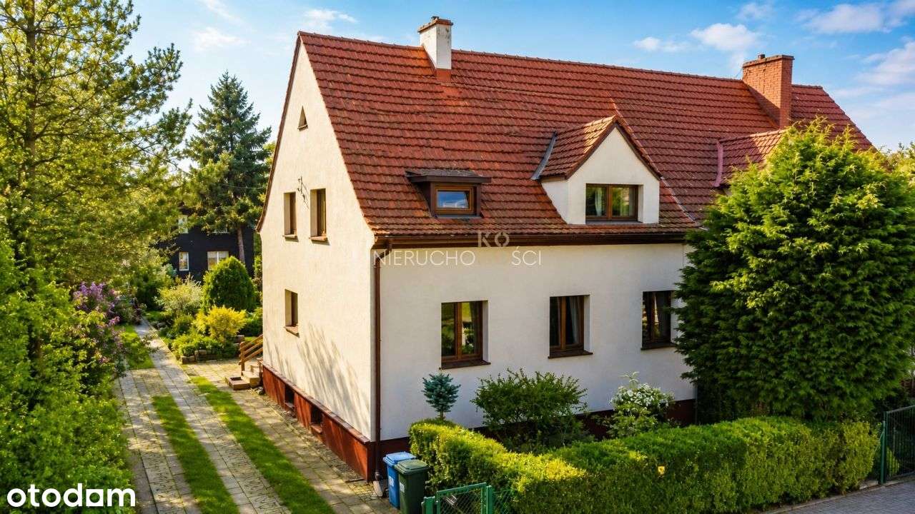 Dom, 4 pok. – Przedwojenna willa z werandą na Karłowicach