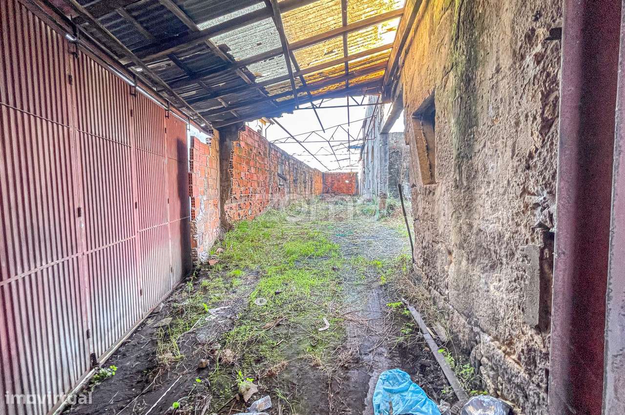 Prédio em ruína com vista Rio Douro – Potencial construção em altur... - Grande imagem: 5/19