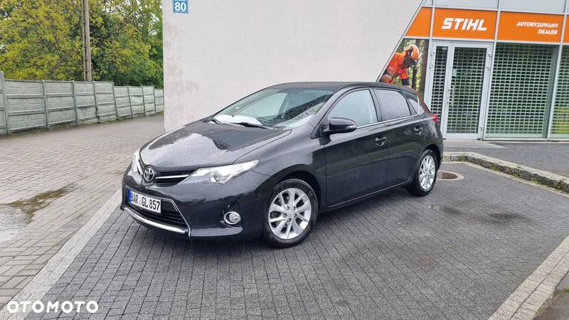 Toyota Avensis Combi 1.6 Comfort - 4