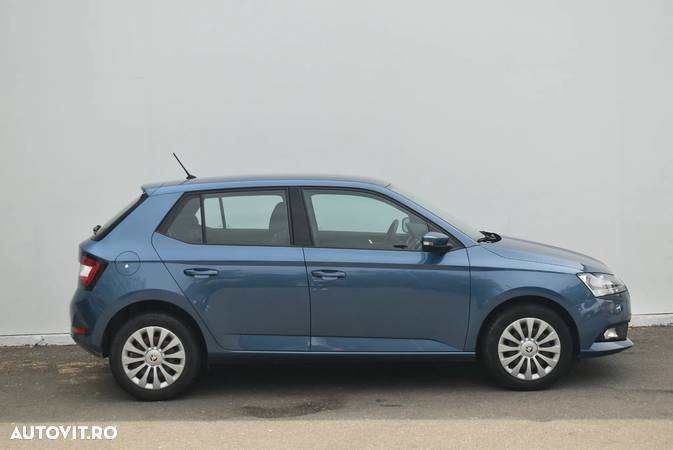 Skoda Fabia - 11