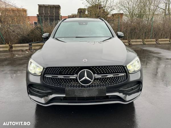 Mercedes-Benz GLC 220 d 4Matic 9G-TRONIC AMG Line Plus - 2