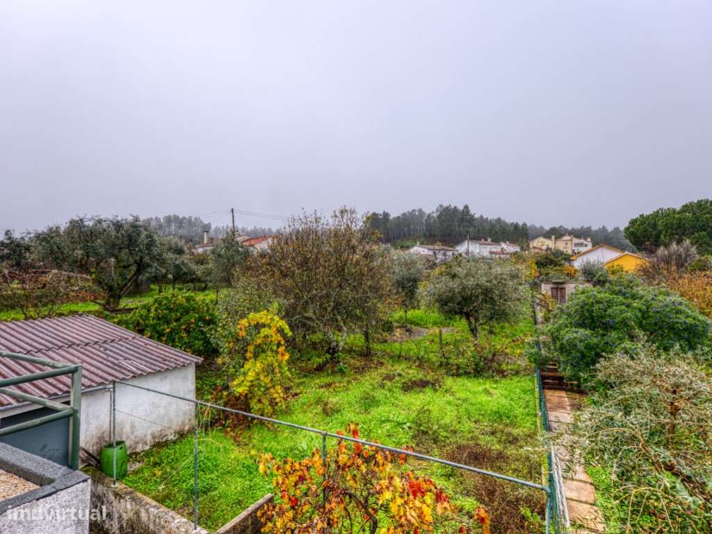 Moradia T4 com Quintal e Terraço, a Apenas 4 Minutos do Centro da V...-29