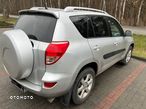 Toyota RAV4 2.2 D-4D Premium - 1