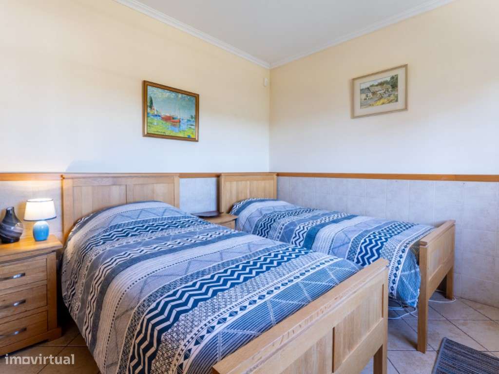 Moradia com Piscina, Jardim e Garagem no Nadadouro, Caldas da Rainha-14