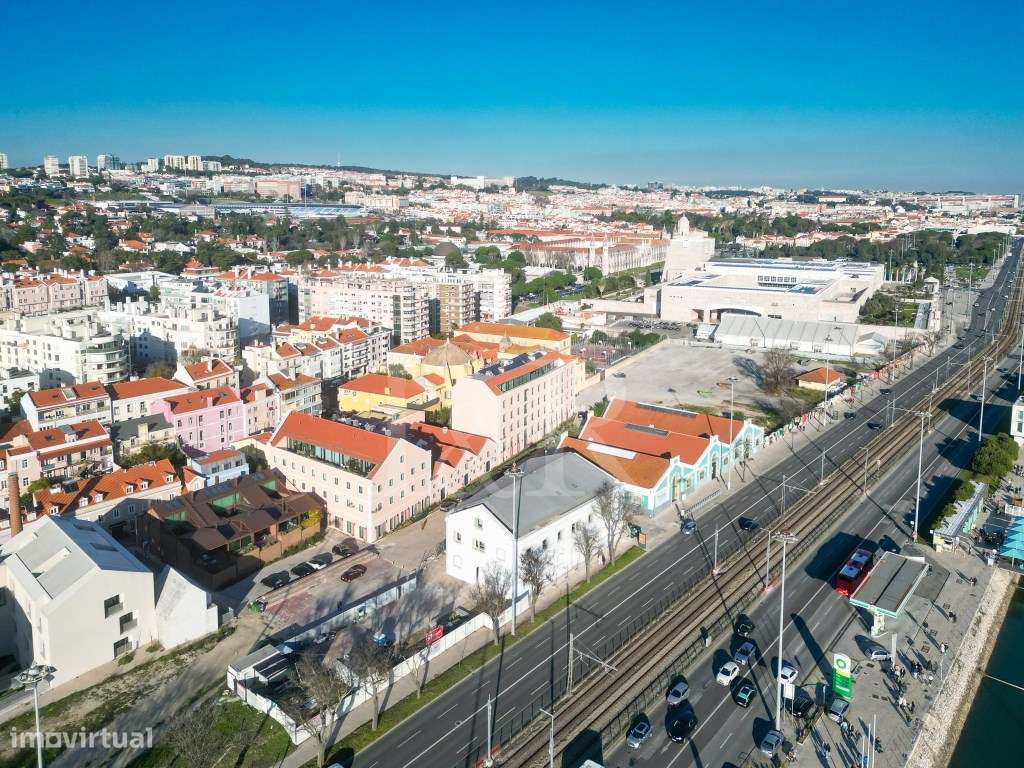 Apartamento T4 duplex com dois terraços e piscina em Belém-45