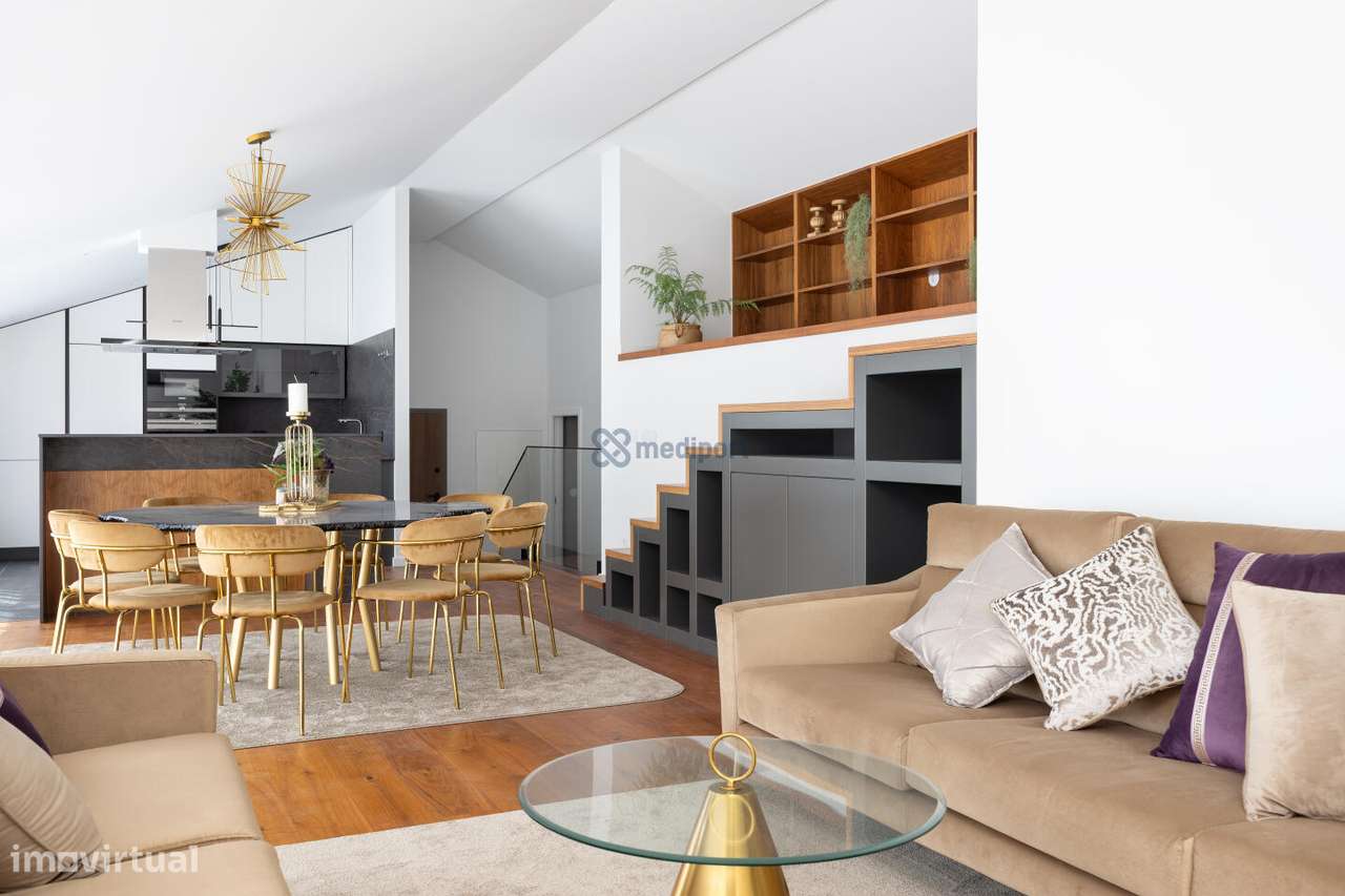 APARTAMENTO T3 JUNTO AO CASTELO LEIRIA - FACÇÃO E-49
