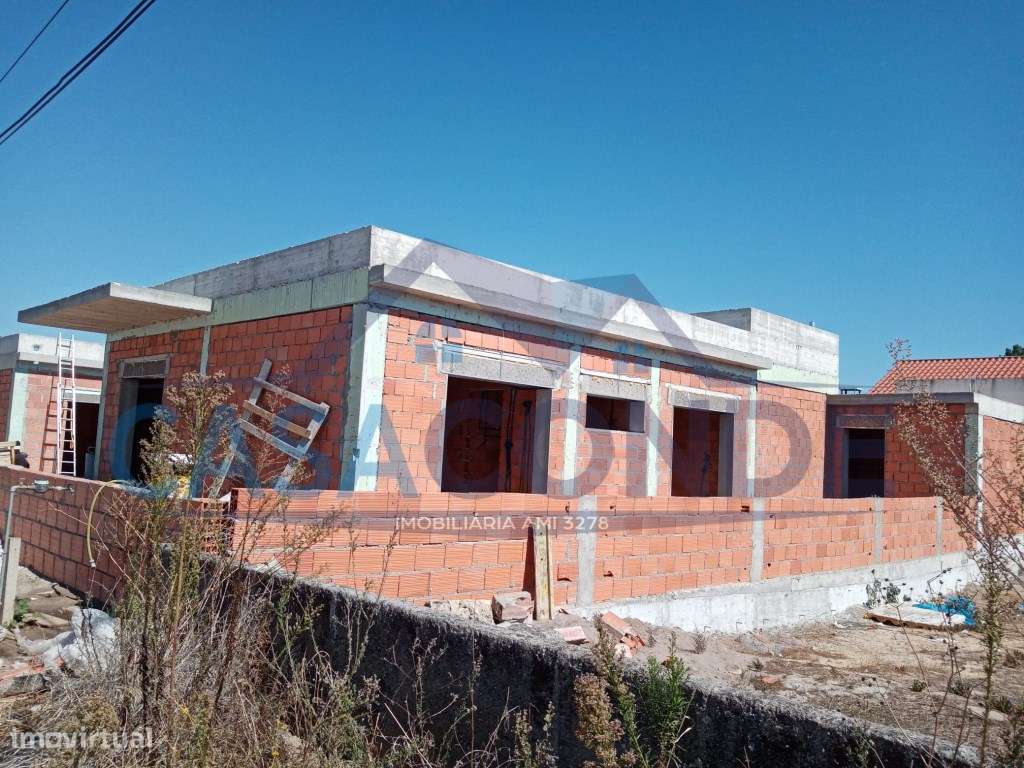 Moradia Isolada Terrea V4 c/Piscina - Grande imagem: 4/4