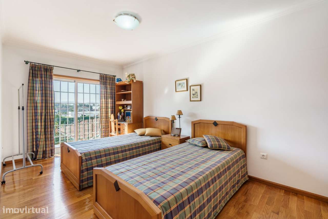 Moradia T3 com Piscina e Jardim em Galegos, Barcelos-19