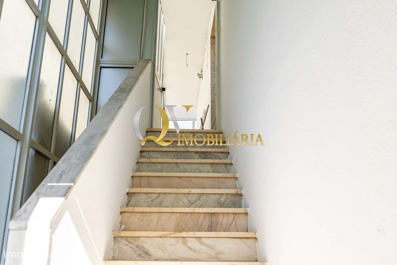 Andar de Moradia para arrendamento no Bairro dos Pedernais, Ramada - Grande imagem: 4/57