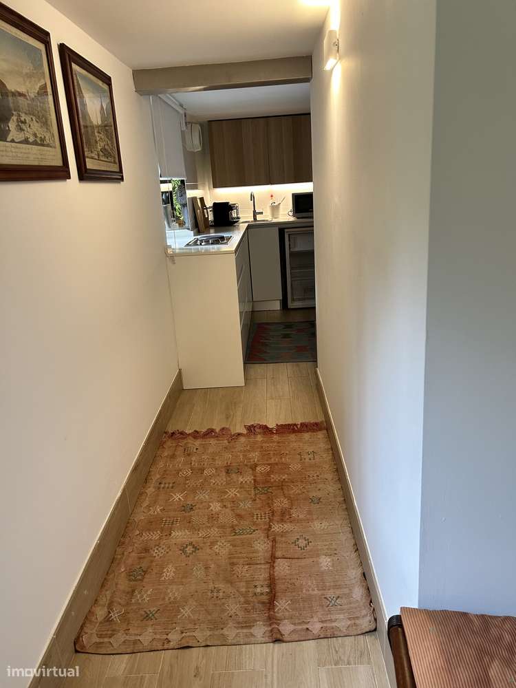 T0 com mobília, frigorífico e excelente energia - Grande imagem: 2/10